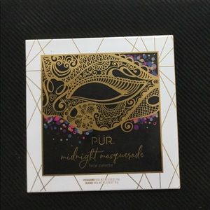 Ten-piece face palette